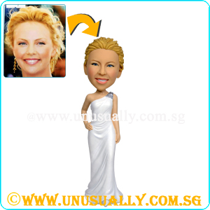Custom 3D Female Dress In Fashionable Classic Dress Figurine